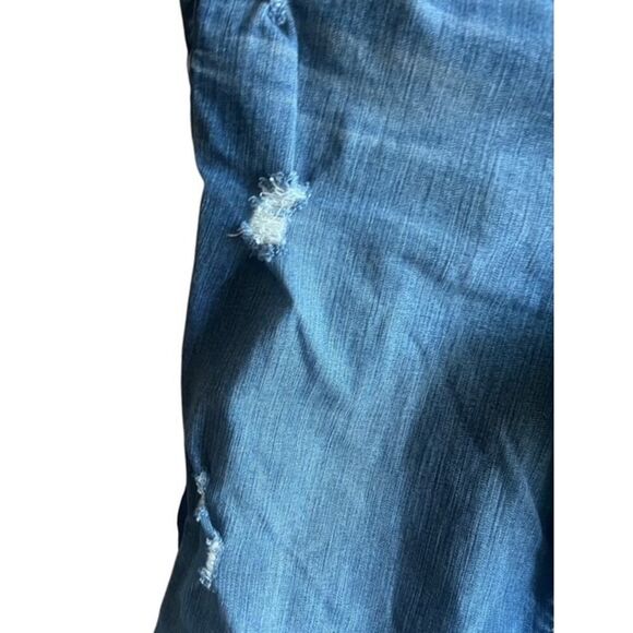 Torrid Denim Blue Jeans Bootcut Plus Size 28 Ripped Distressed Boot - Picture 6 of 7